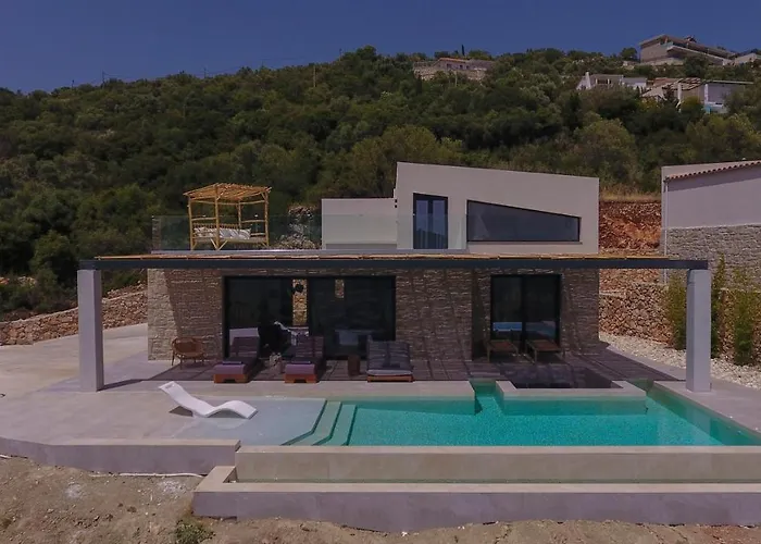 Armante Supreme Villas-villa Nicole Vila