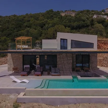 Armante Supreme Villas-villa Nicole Willa